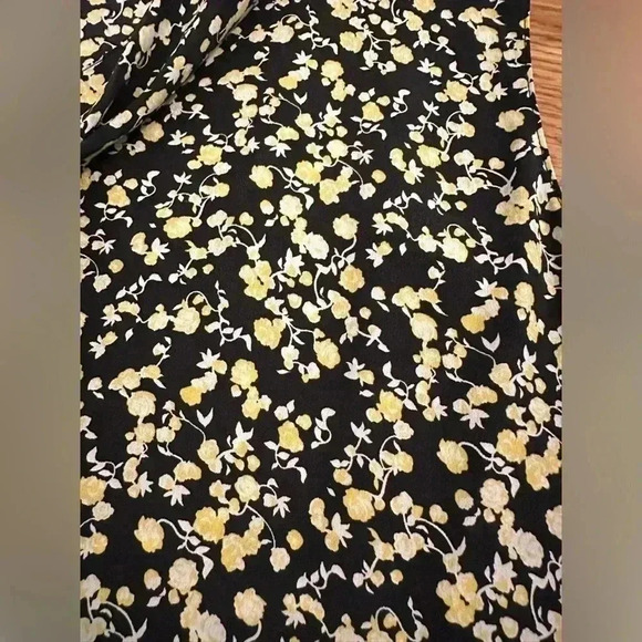 Equipment Femme Sleeveless Black Yellow Floral Print V Neck Silk Dress S - Picture 6 of 11